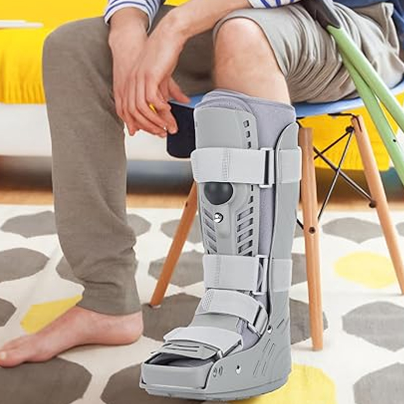 調整可能なカムウォーカーブーツ-エア骨折ギプスウォーキングブ - Ankle Mobility Band のレビューと価格