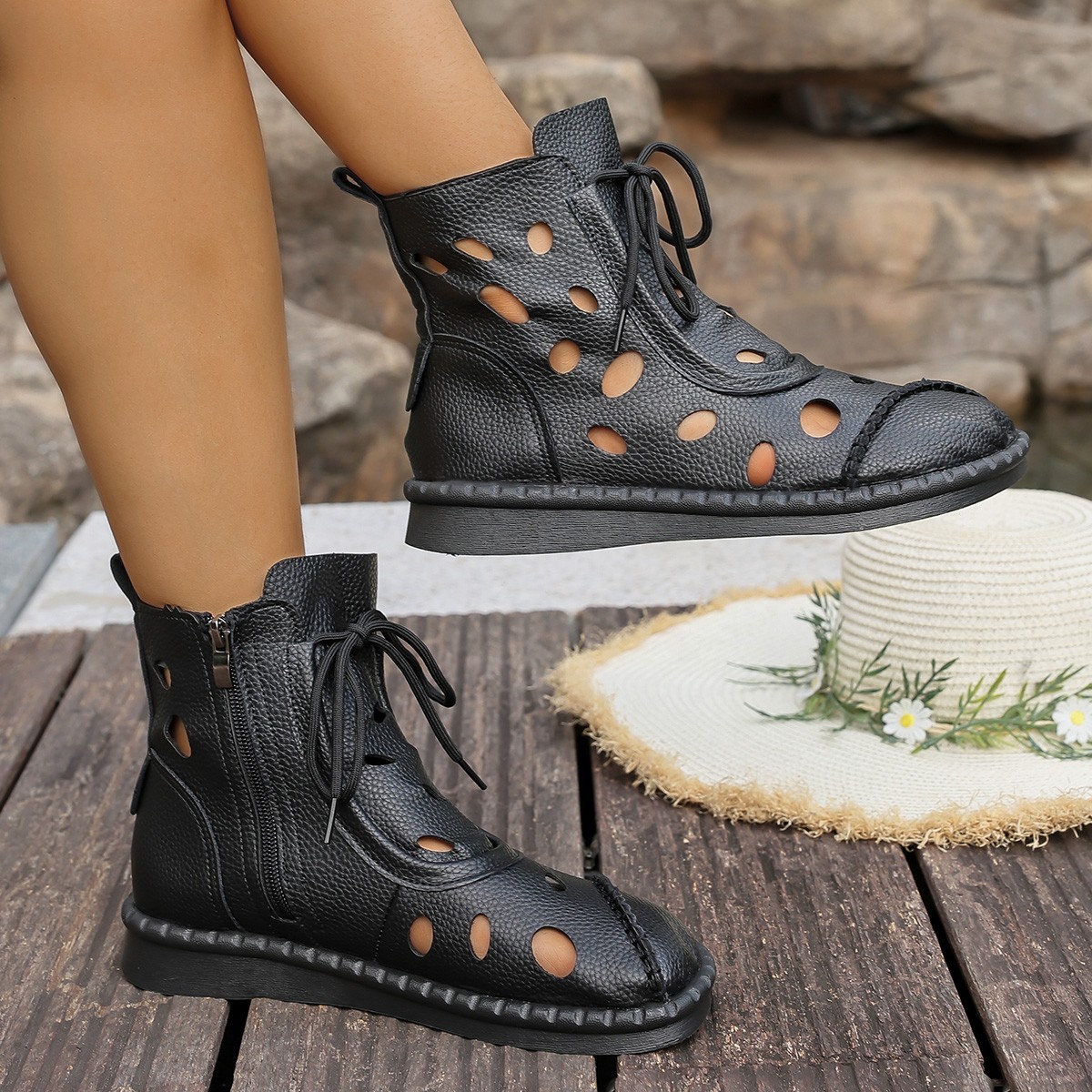 ヴィンテージ通気性のある中空アンクルブーツ女性ローヒールブー - Crossfit Outfit のレビューと価格